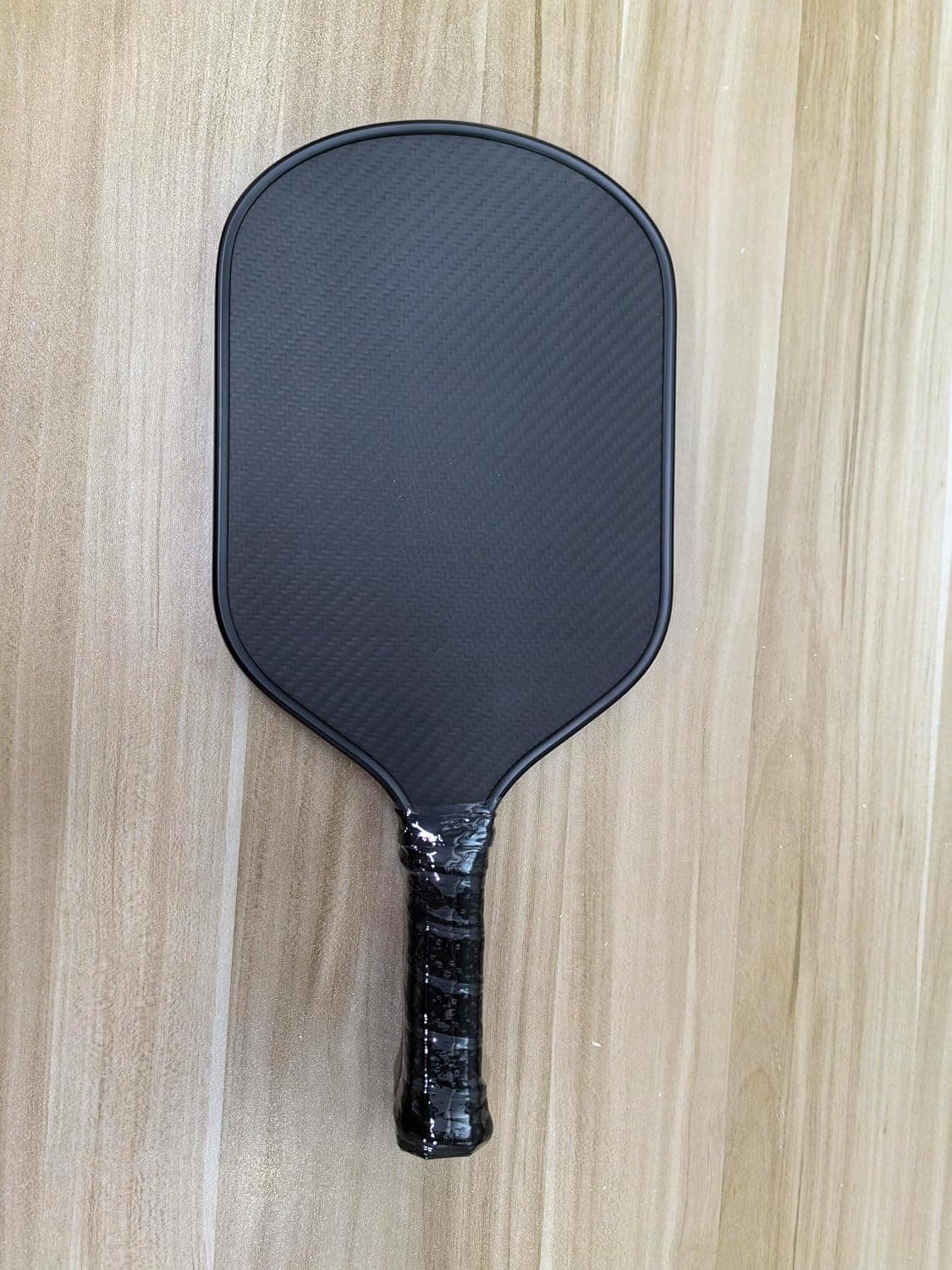 Lightweight Carbon Fiber Pickleball Paddle Polypropylene Core for Intermediate Players